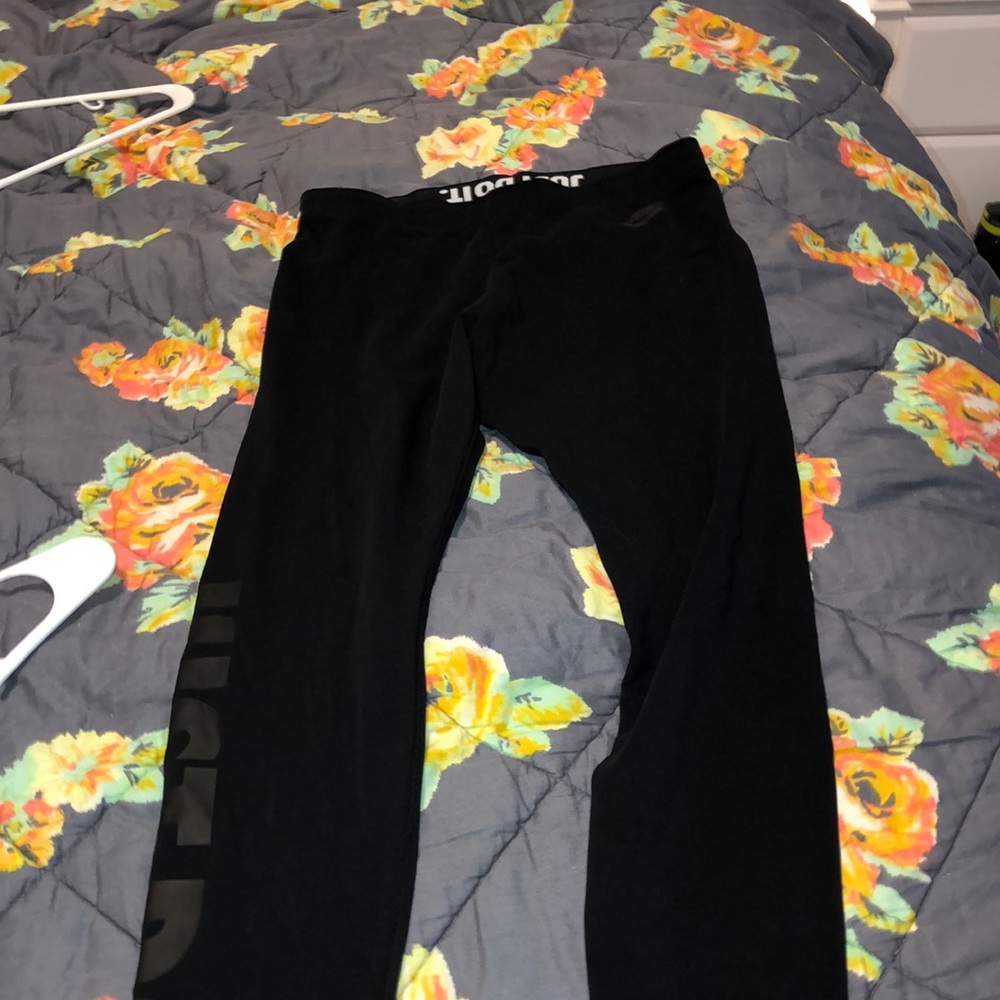Nike leggings NEVER WORN
